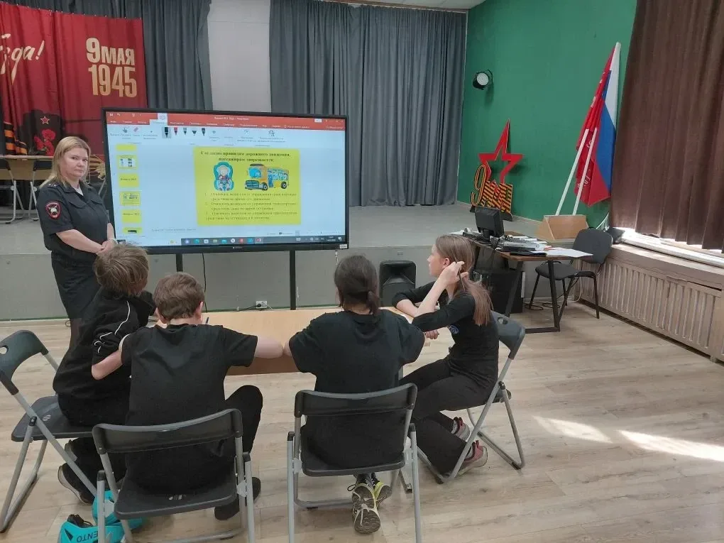 👏Поздравляем гимназистов с III местом на городском смотр-конкурсе юных инспекторов движения «Безопас