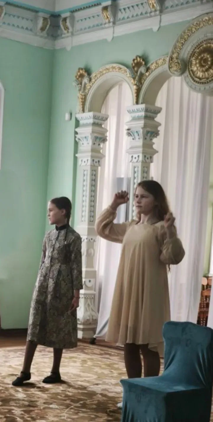 МИР! ЧЕЛОВЕК! МЕЧТА!": ЕСТЬ ЕЩЕ ТРИ Награды! 🎉   Ученица 5 класса "Ж" Маша Вазанова завоевала три на