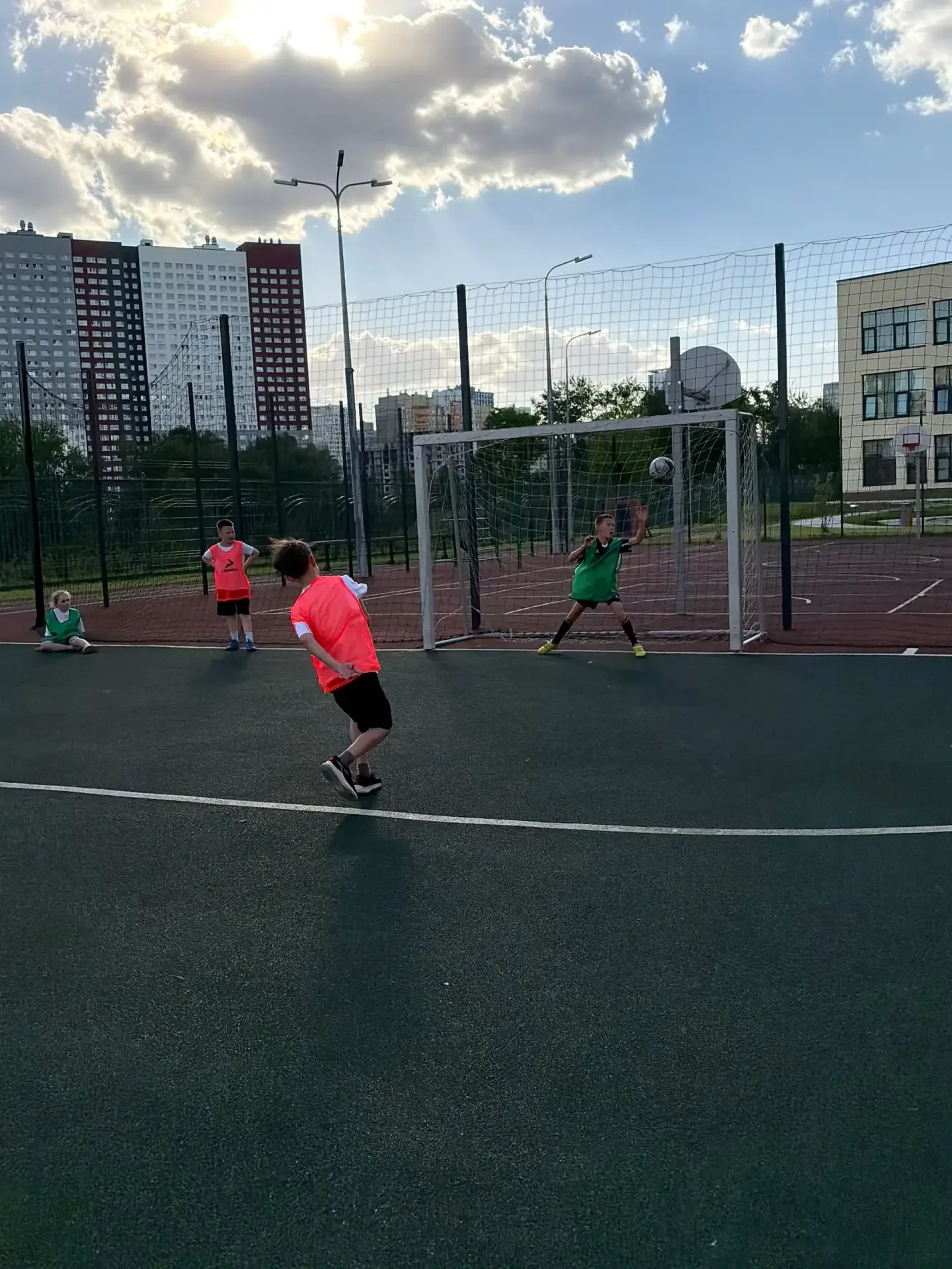 ⚽️20 мая 2026 года в стенах нашей школы МАОУ СОШ №300 «Перспектива» состоялся  турнир по мини-футбол