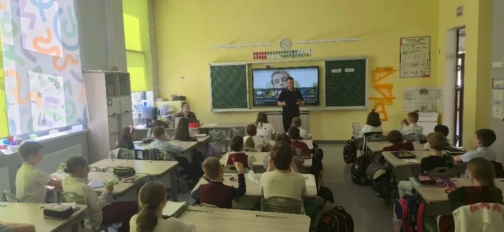 📅 21 мая у нас в гостях был настоящий профессионал - старший государственный инспектор БДД, капитан 