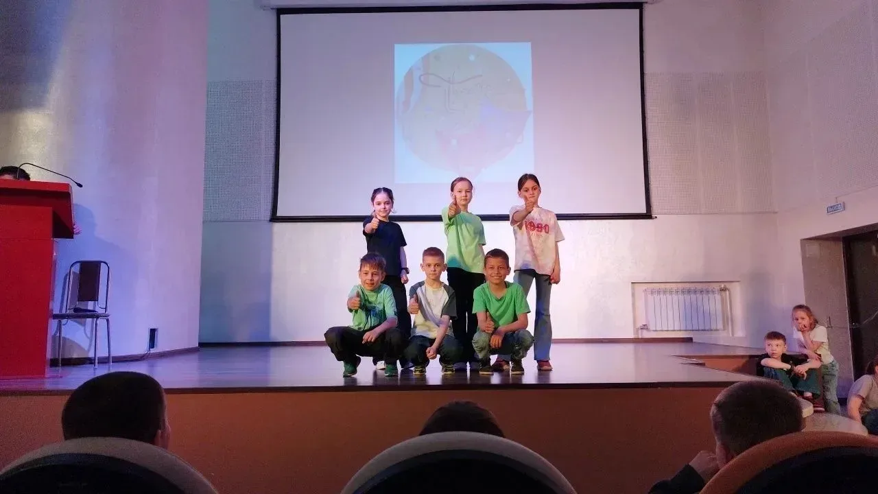 🎭 15 мая в нашей школе состоялся итоговый творческий показ «Мастерской сценического искусства» под р
