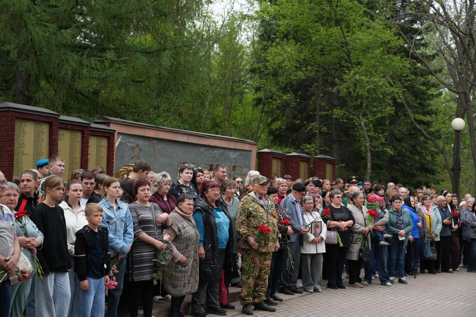 Сегодня, накануне Дня Победы, состоялся торжественный митинг памяти погибших героев нашего времени –