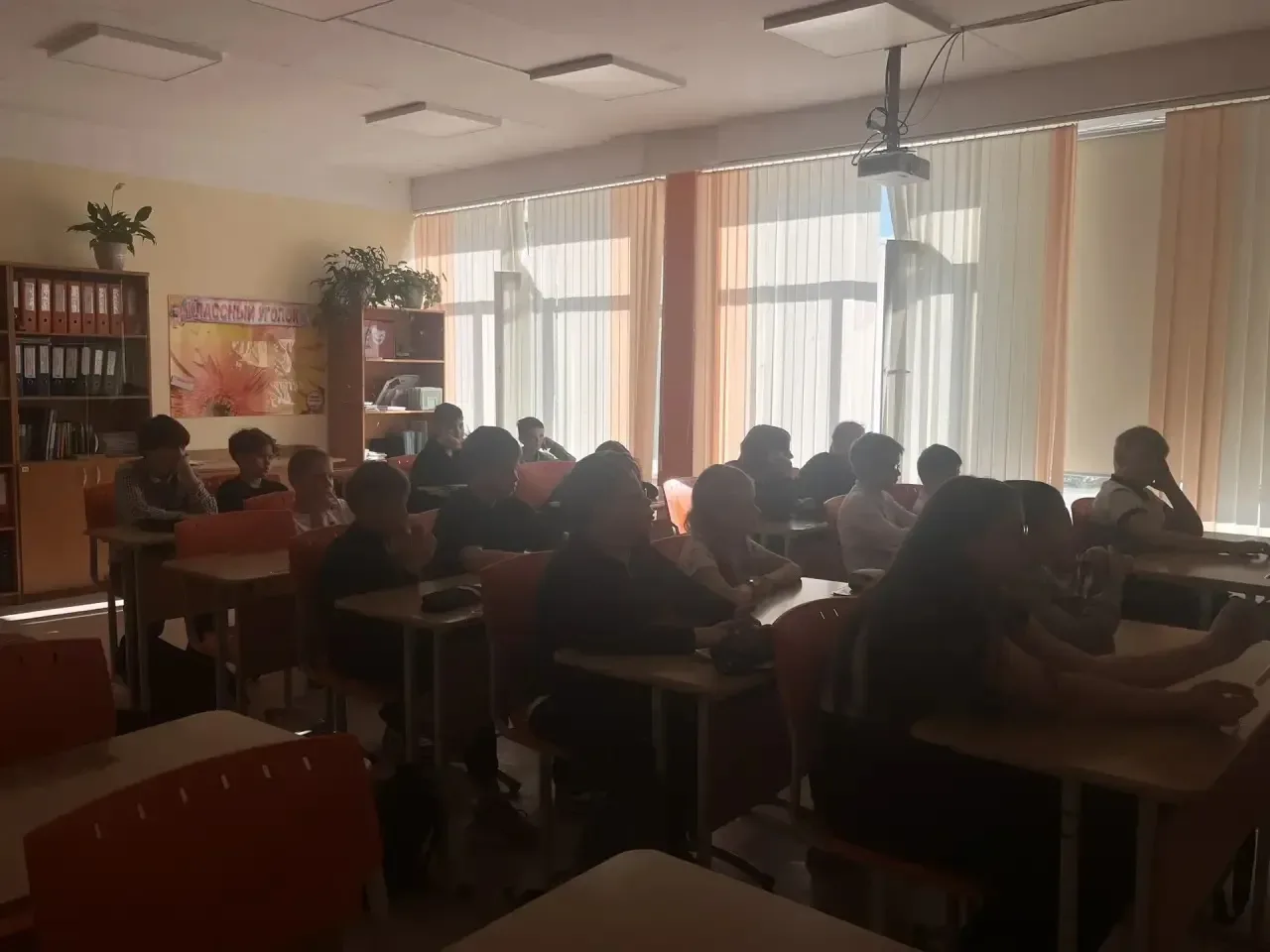 ✨Давайте жить дружно! ✨  В рамках единого дня профилактики «Давайте жить дружно!» неделя в нашей шко