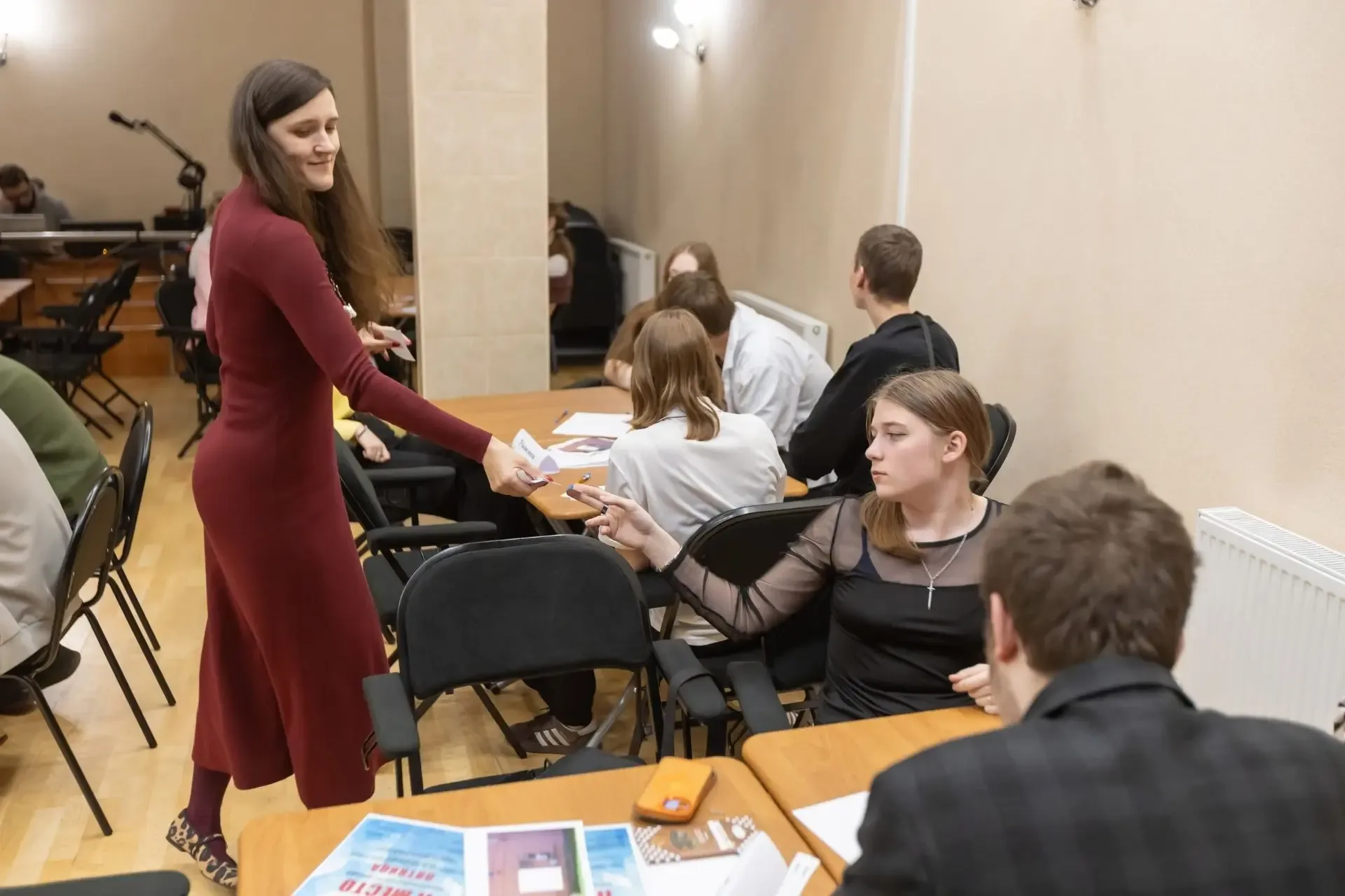Наши гимназисты — победители чемпионата Пушкинского района по интеллектуальным играм!    В финале че