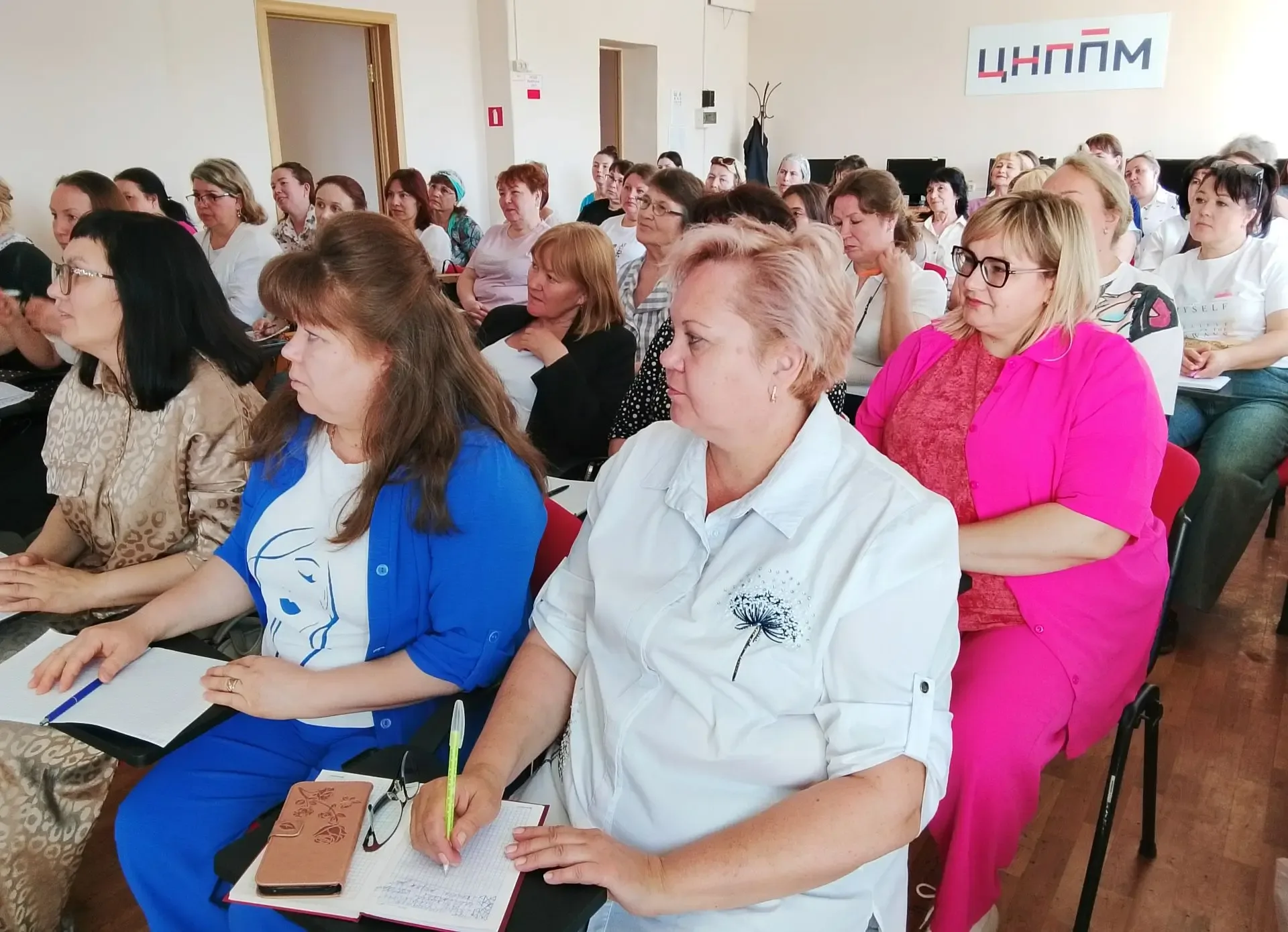 Воспитатели Чувашии прокачали навыки: новые методики в работе с дошколятами  Более 50 воспитателей з