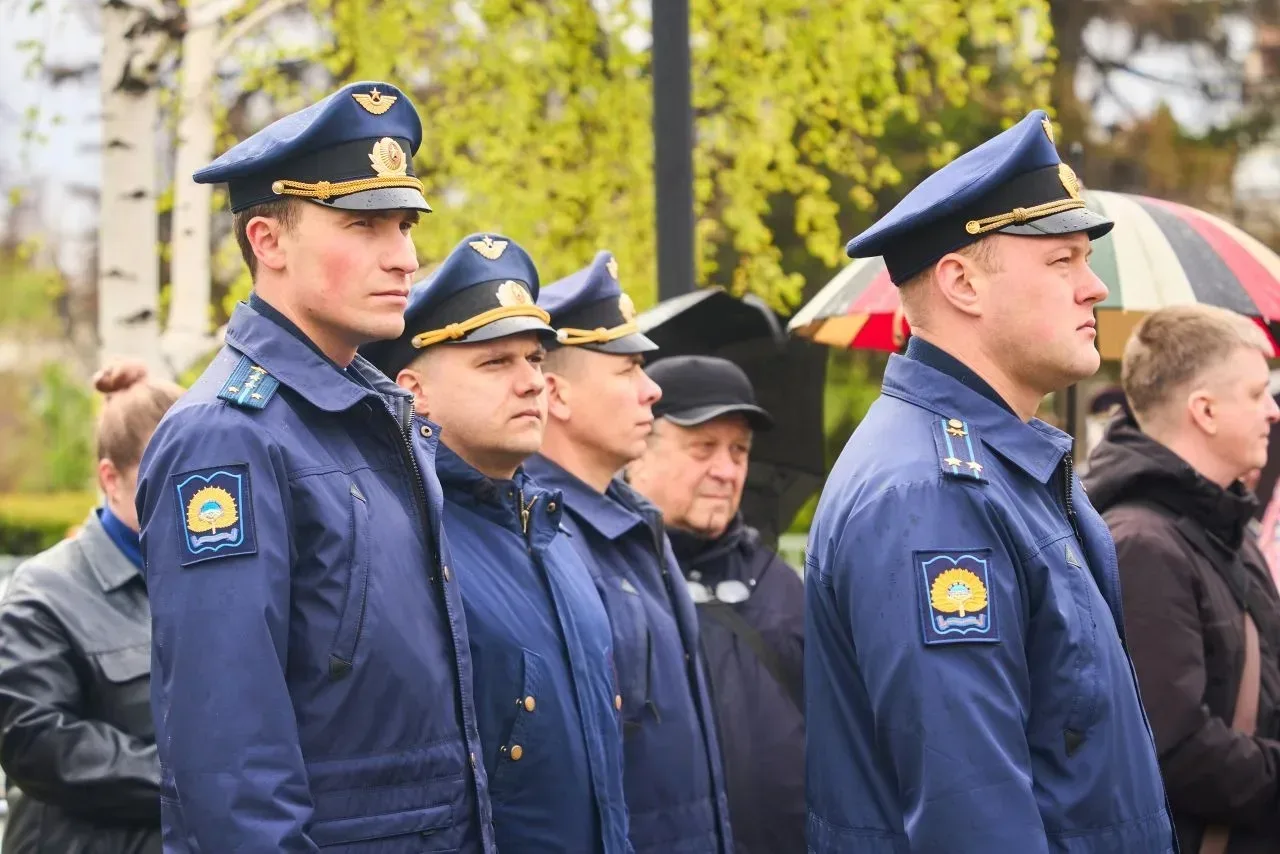 Сызрань встретила Первомай у стелы «Город трудовой доблести»  В 2021 году Президент страны подписал 