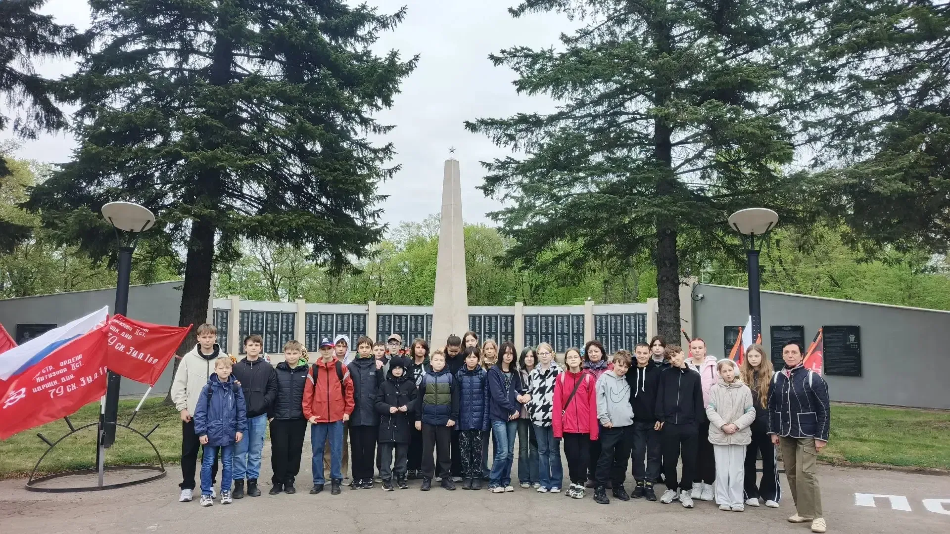 ✨7 - 8 мая  наши школьники активно участвовали в программе «Профориентация — Шаг в Будущее» и открыл