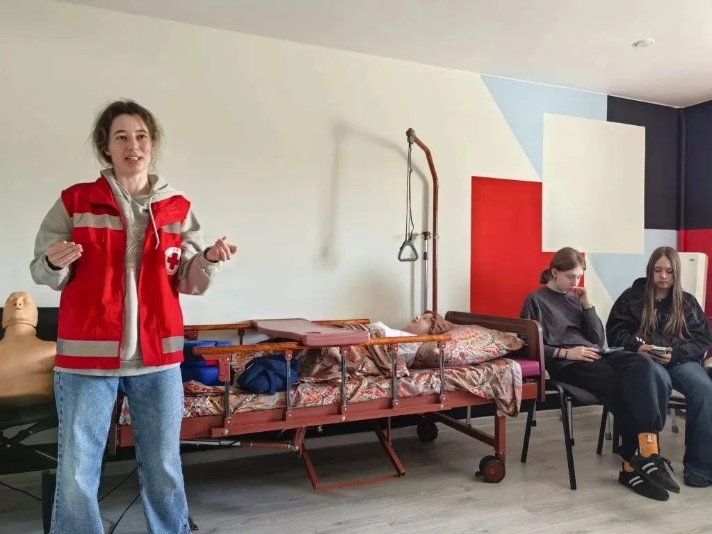 Сегодня учащиеся 7б1 класса в рамках проекта «Билет в будущее» посетили региональное отделение Росси