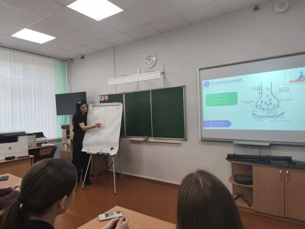 ❓👀🧠⏳ Дорогие друзья, сколько слов из тех, что вы сейчас видите на карточке, вы сможете запомнить и в