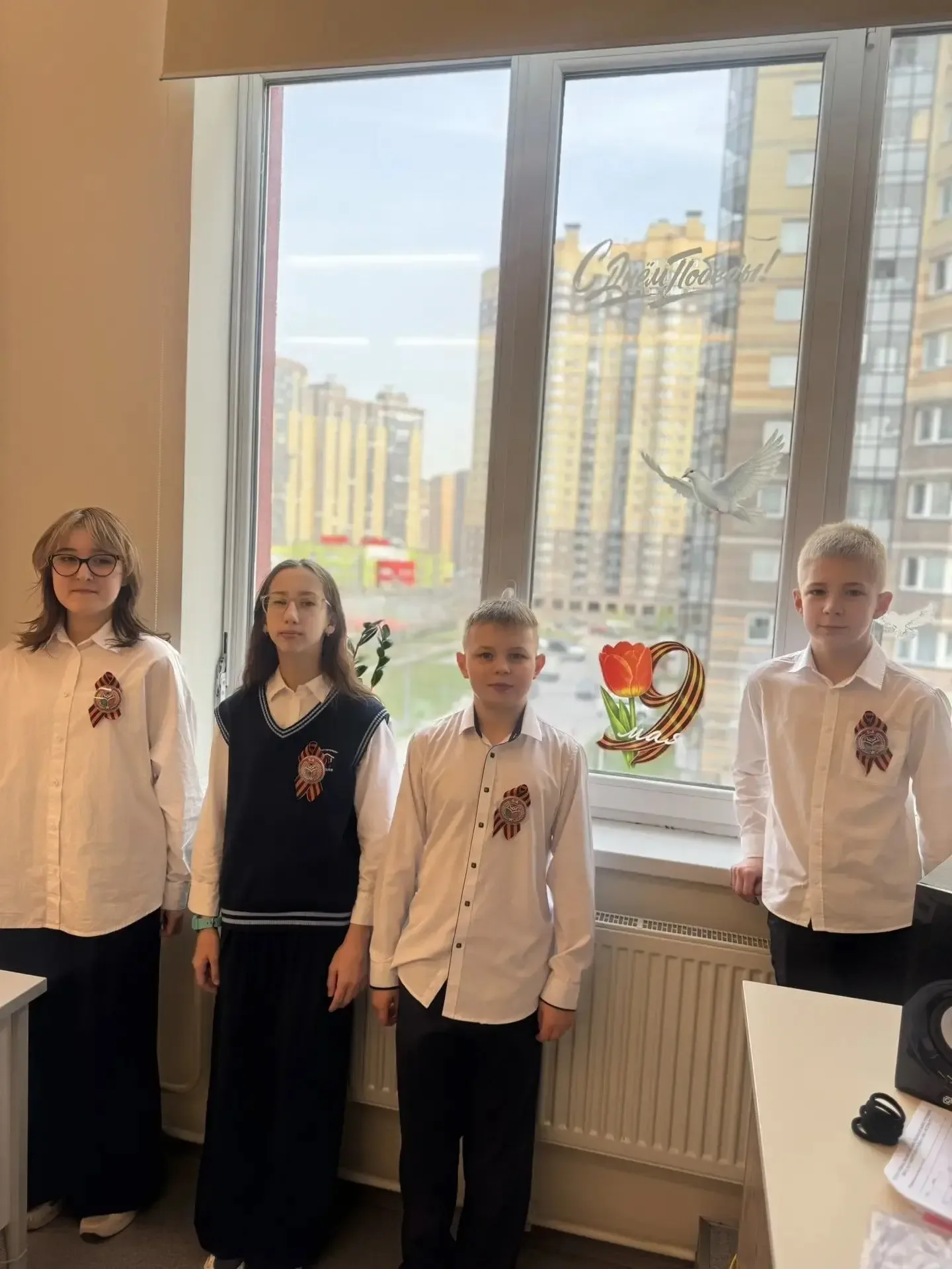 ✨Дорогие друзья, ученики, родители, педагоги!✨ В нашей школе с успехом прошла акция "Окна Победы"! h
