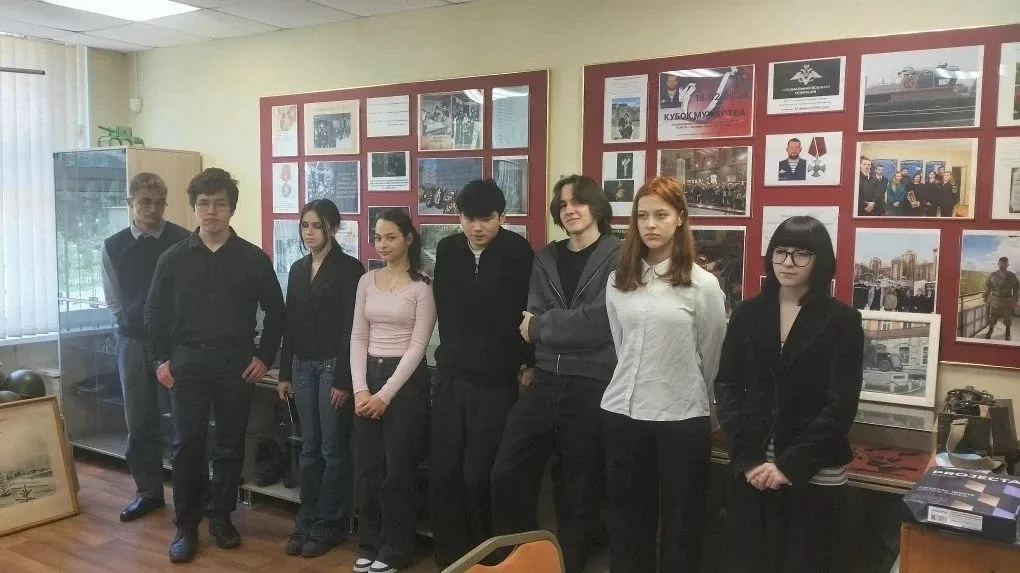 8 мая, накануне великого праздника, в школьном музее «Лица Победы» для учеников 10 класса состоялась