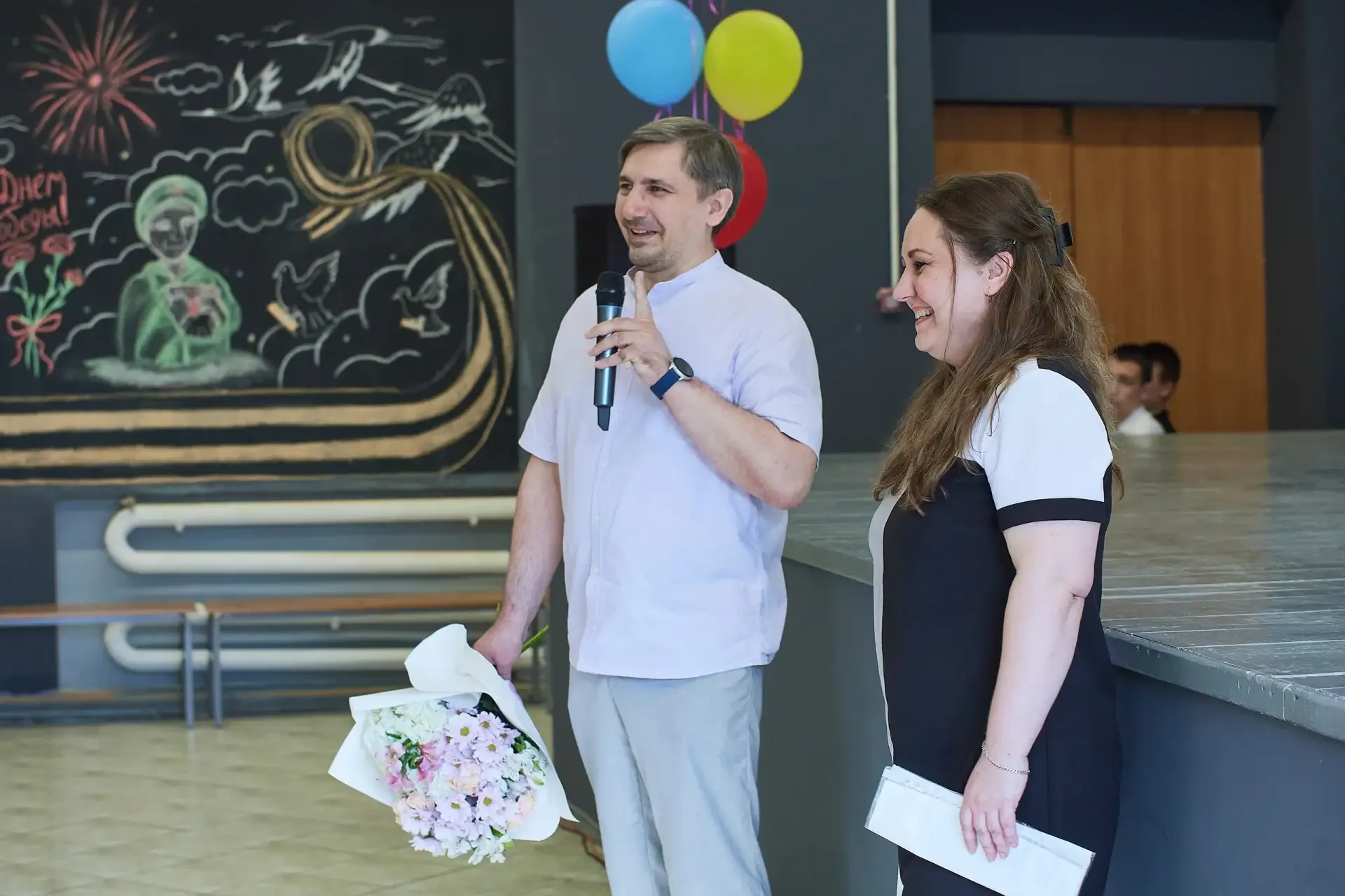✨ Выпускной 4 «А» и 4 «В» классов - яркий праздник талантов! ✨  21 мая в нашей школе прошёл долгожда