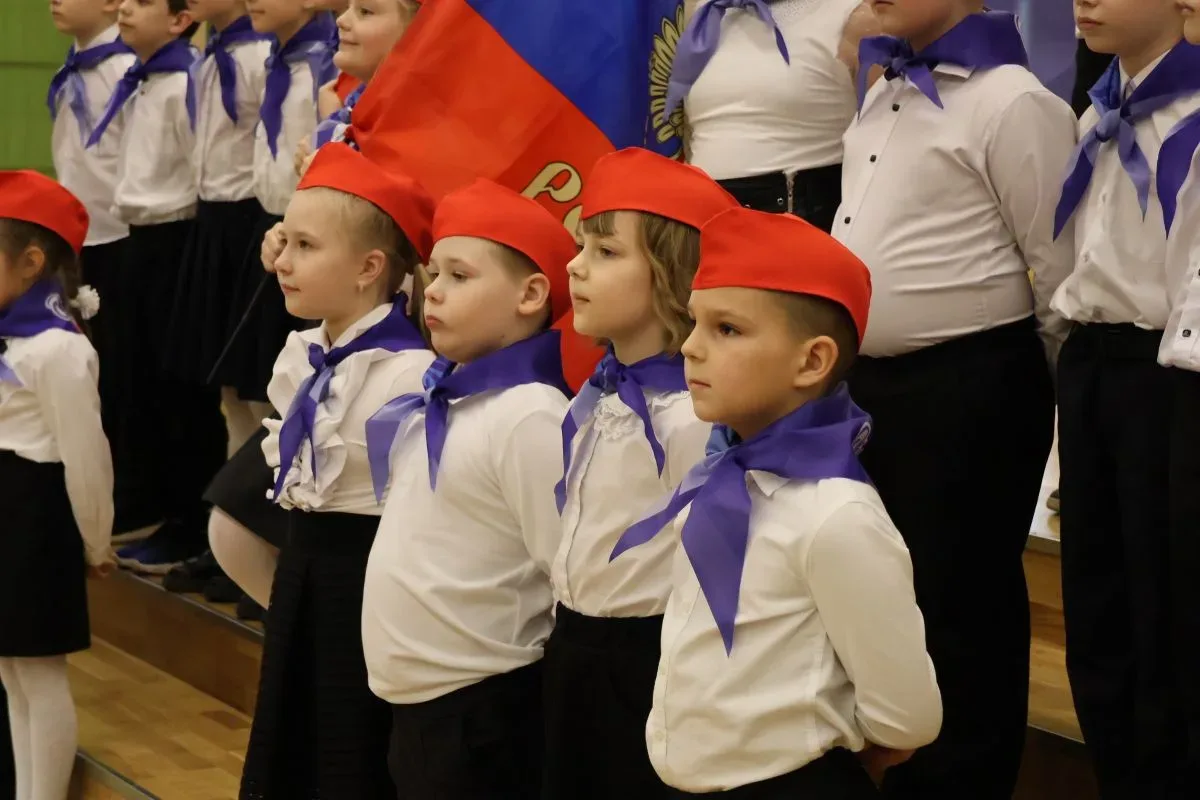 🎶 «С песней по жизни!» 🎶  Это имя уже много лет с честью и достоинством носит фестиваль-конкурс школ