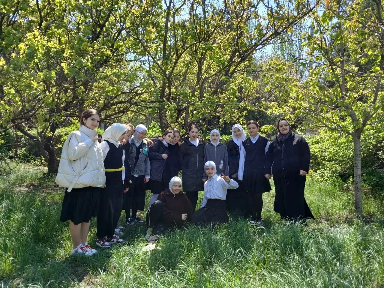 В честь  активного участия 5б класса в экологической акции "Полезные крышечки", Станция юных натурал