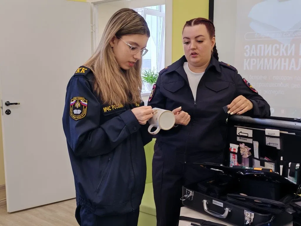 🔸 На этой неделе кадеты 7в класса встретились с Алёной Романовой — майором полиции, главным эксперто