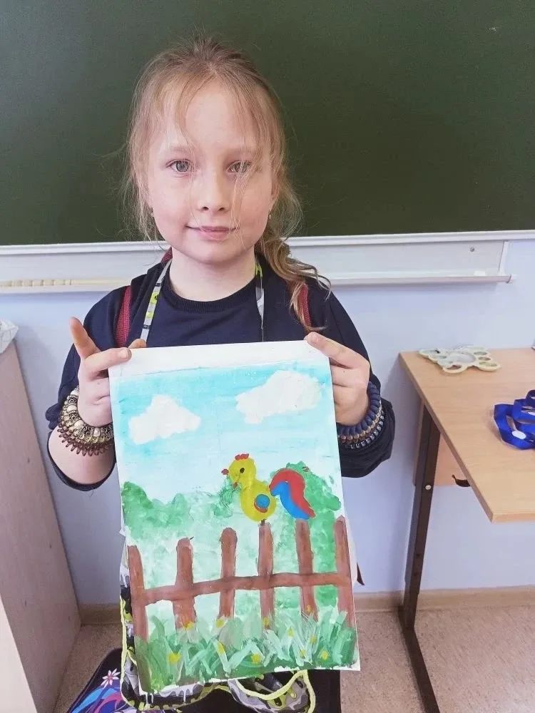 🎨 В «Волшебной акварели» (руководитель кружка Е.В. Корнеева) дети научились рисовать птиц - экзотиче