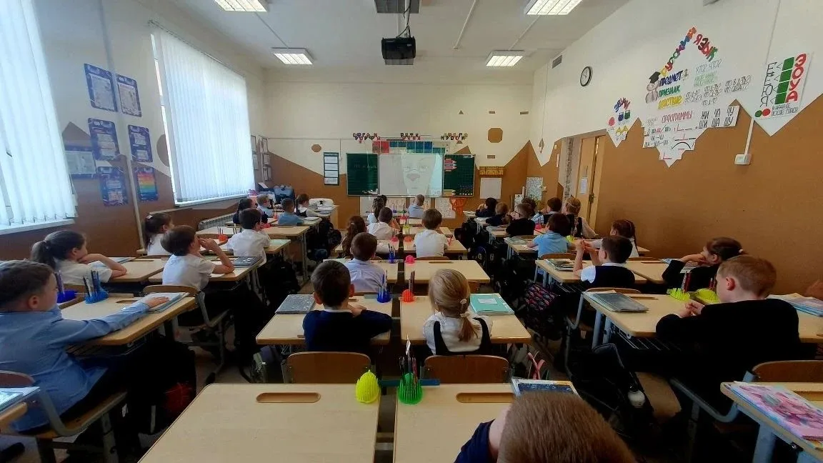 Сегодня, 18 мая, в нашей школе прошло итоговое занятие цикла «Разговоры о важном» в этом учебном год