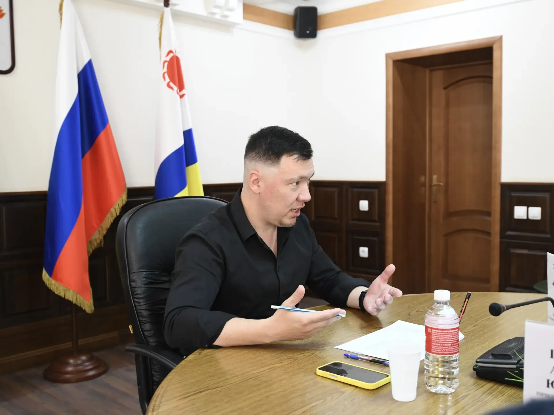 Заместитель главы администрации города Элисты Сергей Хасиков провел личный прием граждан ✍🏼  Профиль