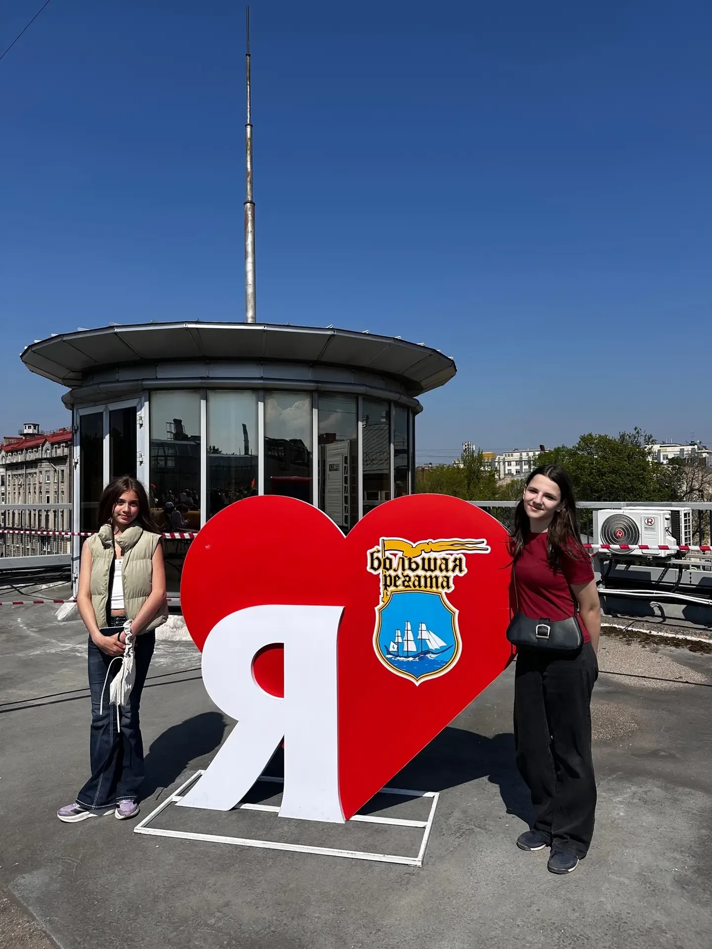 6В класс принял участие в торжественной церемонии закрытия 18 сезона Большой Регаты, которая прошла 