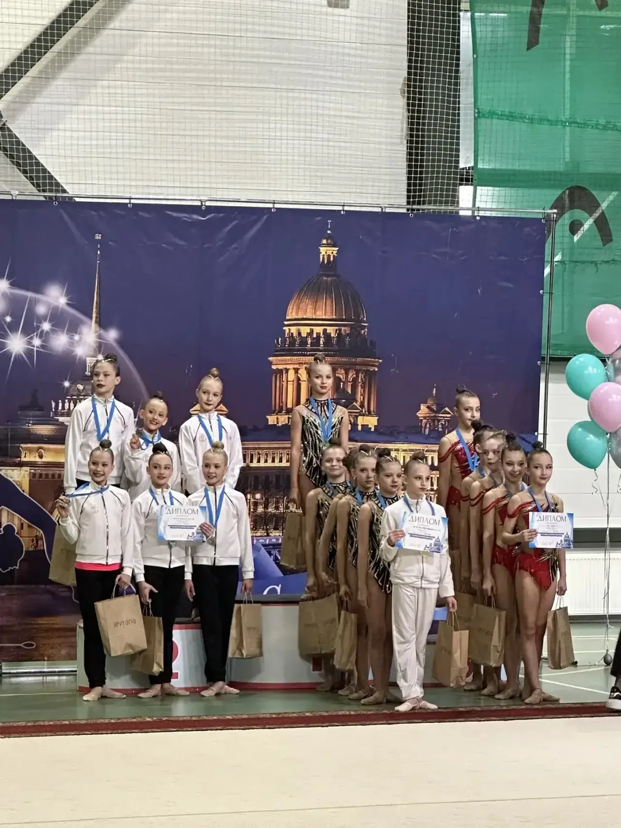 Это нужно видеть! 5-классница взяла высоту, которая многим не по зубам! 😱🔥  Знакомьтесь: Юния Седяки
