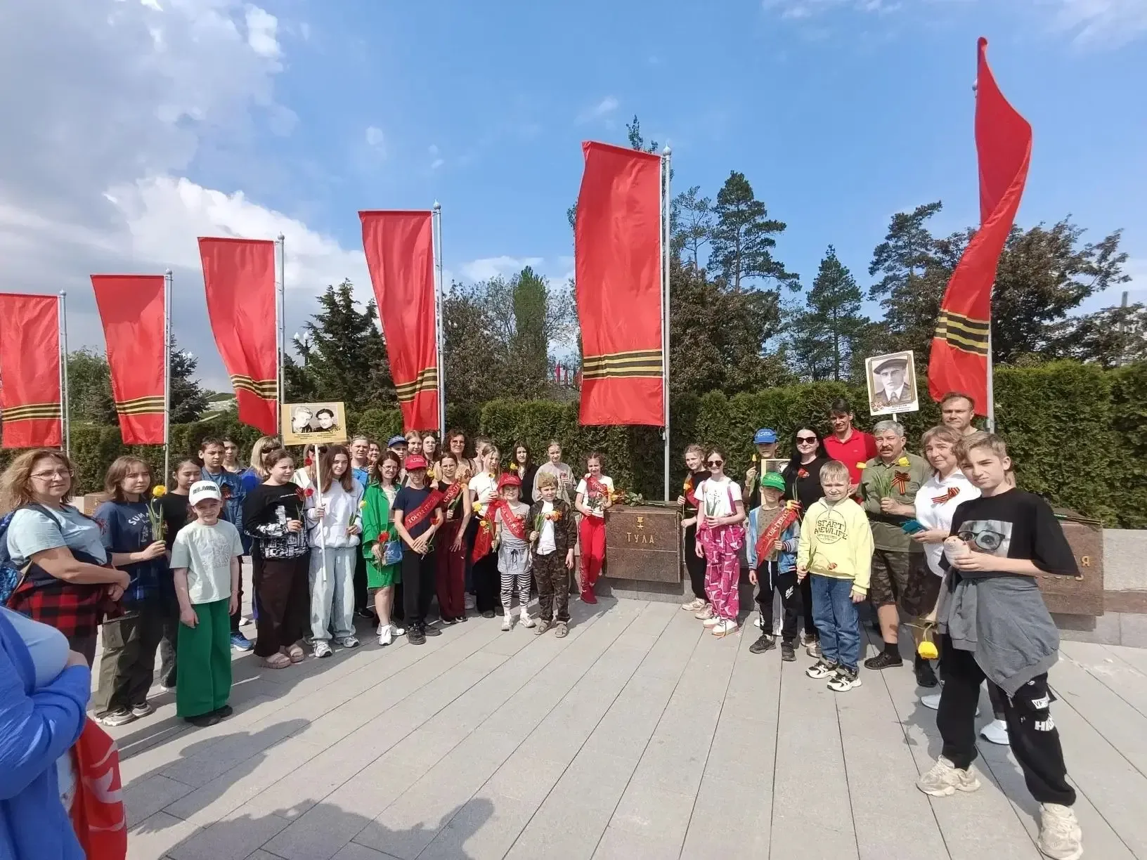 9–10 мая представители нашего центра — дети, родители и учителя — провели в Сталинграде. В эти дни В