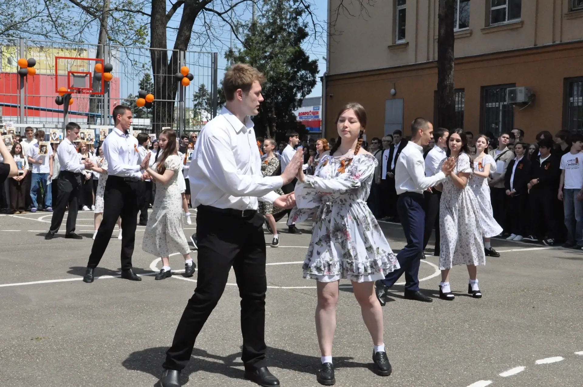 🇷🇺В Краснодарском политехническом техникуме прошла торжественная линейка  В преддверии 9 Мая в нашем
