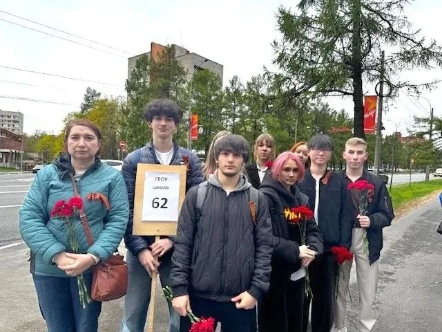 «Памяти павших будьте достойны»  7 мая в лесопарке Сосновка наши учащиеся 11 класса приняли участие 