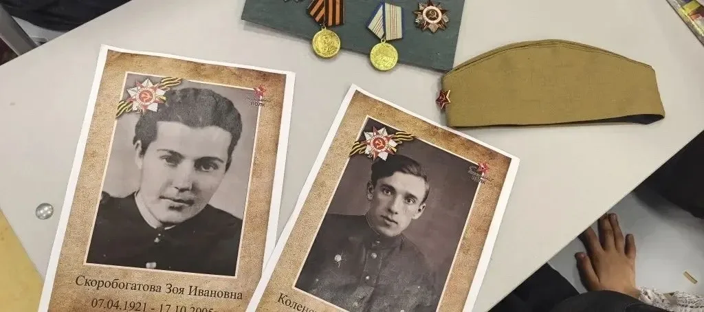 🎗️Всероссийская акция «Хранители времени»  💬Советник по воспитанию Королева Г.А. совместно с ребятам