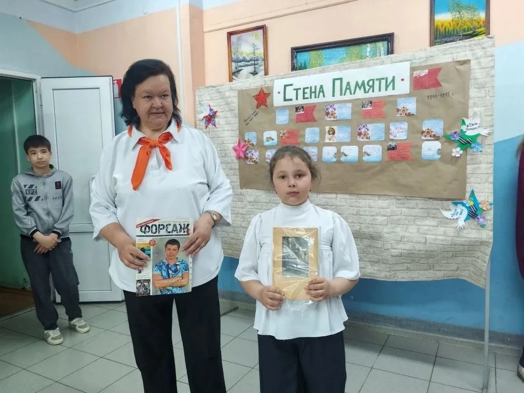 🗓️ «Артефакт моей семьи»  Международный день музеев в ЦО «Головинская средняя школа» прошёл интересн