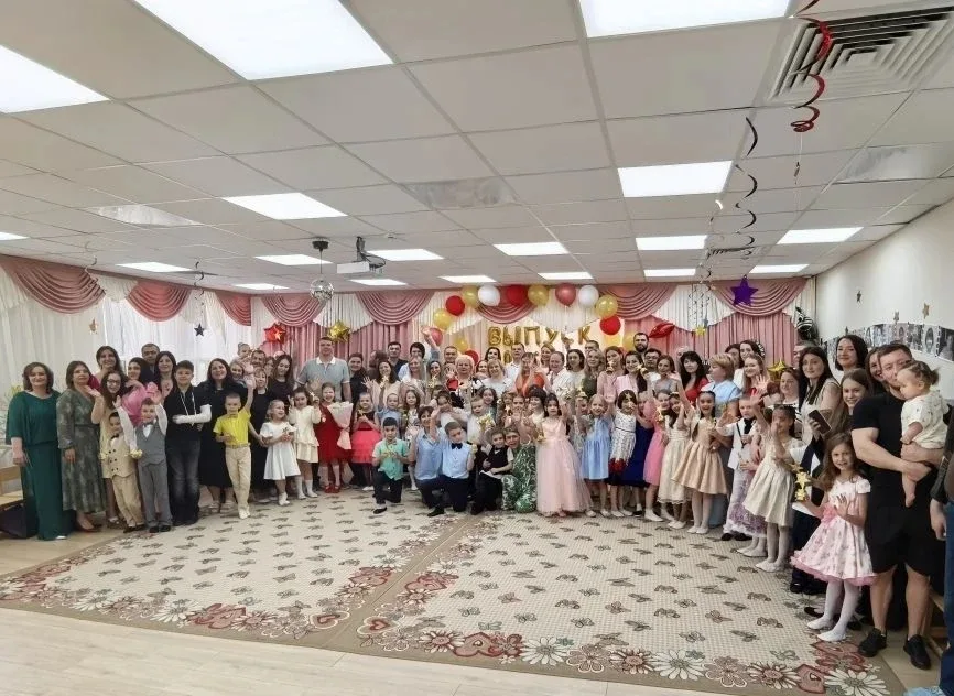 🎉 Выпускной в подготовительной группе №28 «Ласточки» ДО 21/2 🎉  21 мая на съёмочную площадку киноака