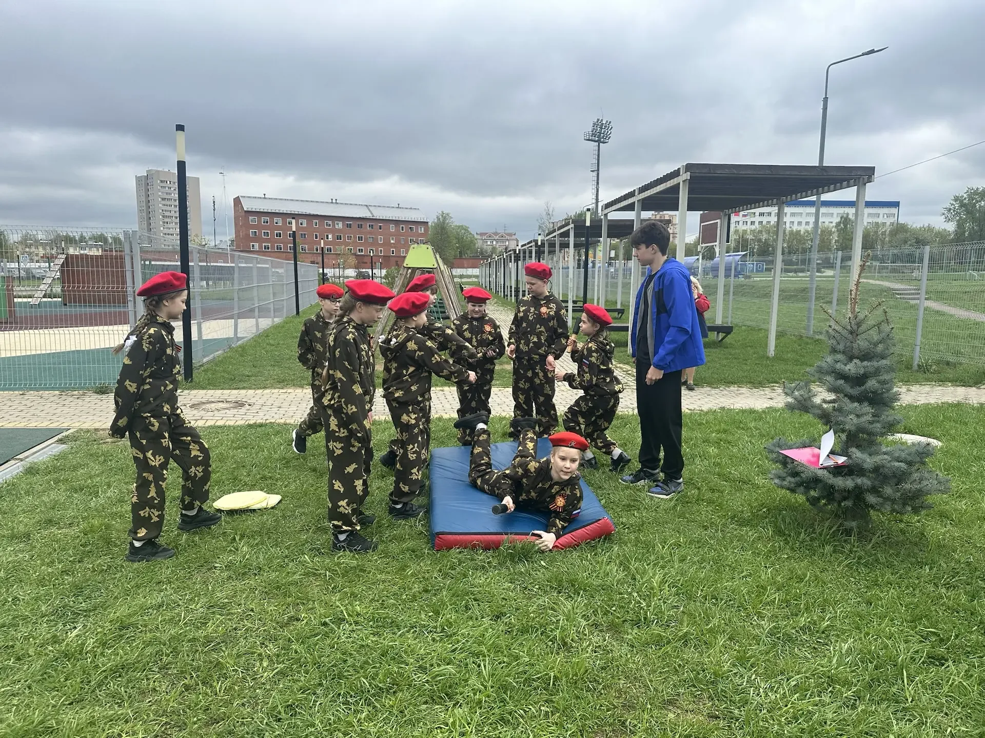 🏆 Мы гордимся нашими героями! 🏆  В младшем звене на военно-спортивной игре «Зарница 2.0» нашу школу 