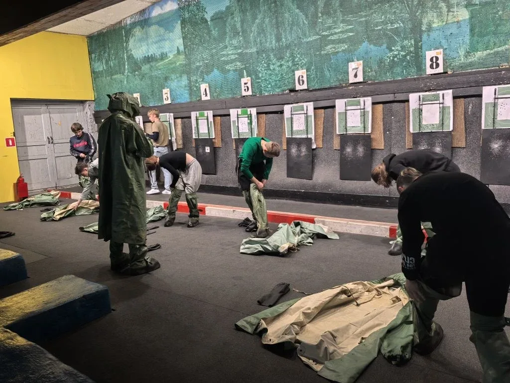 29 апреля Команда МБОУ "ЦО № 33" приняла участие в традиционной муниципальной военно-патриотической 