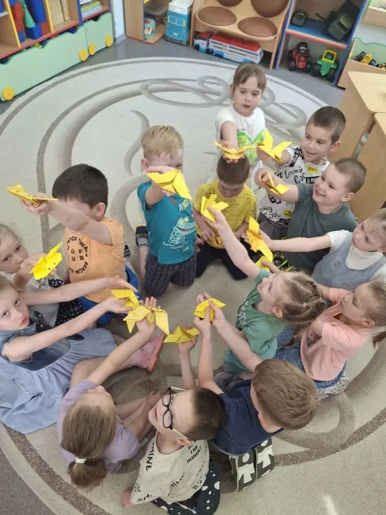 🐝 Сегодня Всемирный день пчёл! А вы знали, что эти полосатые труженицы — настоящие волшебники? ✨  Дл