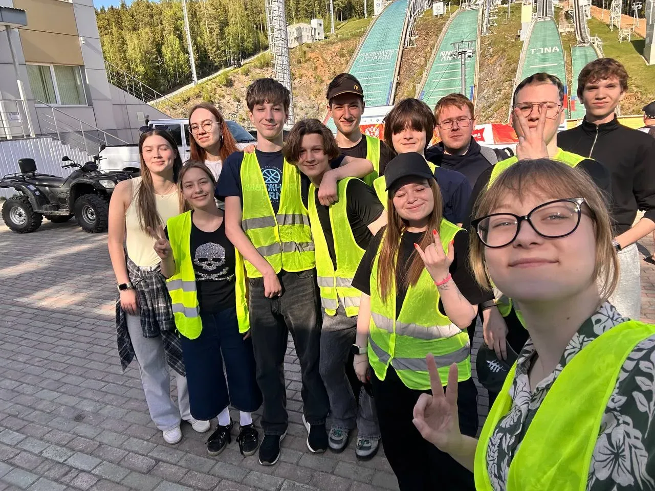 Одна команда, одна высота 🏔️🏃‍♀️  Сегодня в Нижнем Тагиле прошел один из самых экстремальных забегов