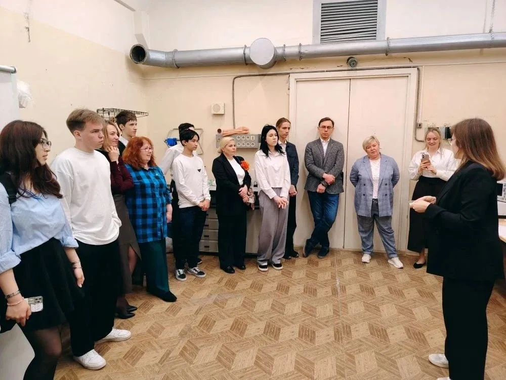 🌟  Гордость школы! 🌟  14.05.2026 ученица 10Б класса Давлатова Манижа блестяще выступила на престижно