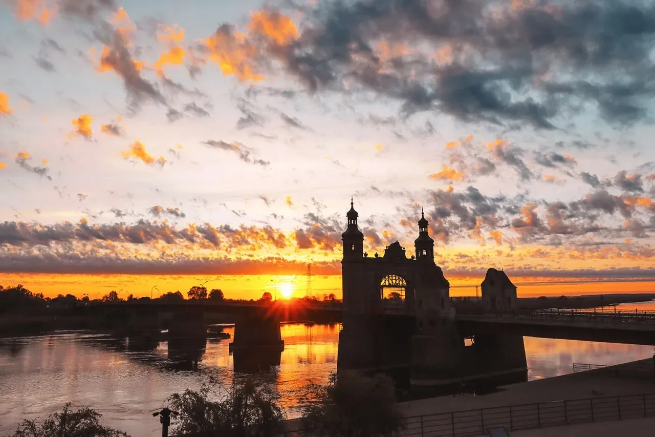 Красочный рассвет над Советском😍  📸Адриана Романова