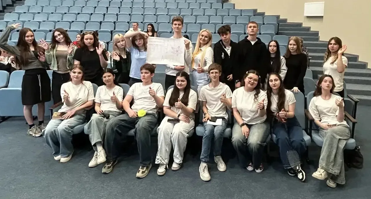 🌟 Финал муниципального конкурса «Ученик года» в Опалиховской школе! 🌟🏛 Сегодня состоялся захватывающ