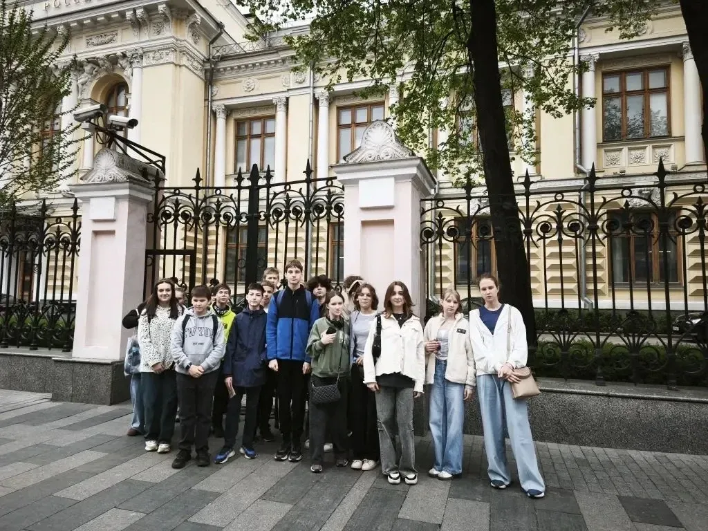 8 мая 7М класс побывал на экскурсии в музее Банка России. Более 160 лет Центральный банк Российской 