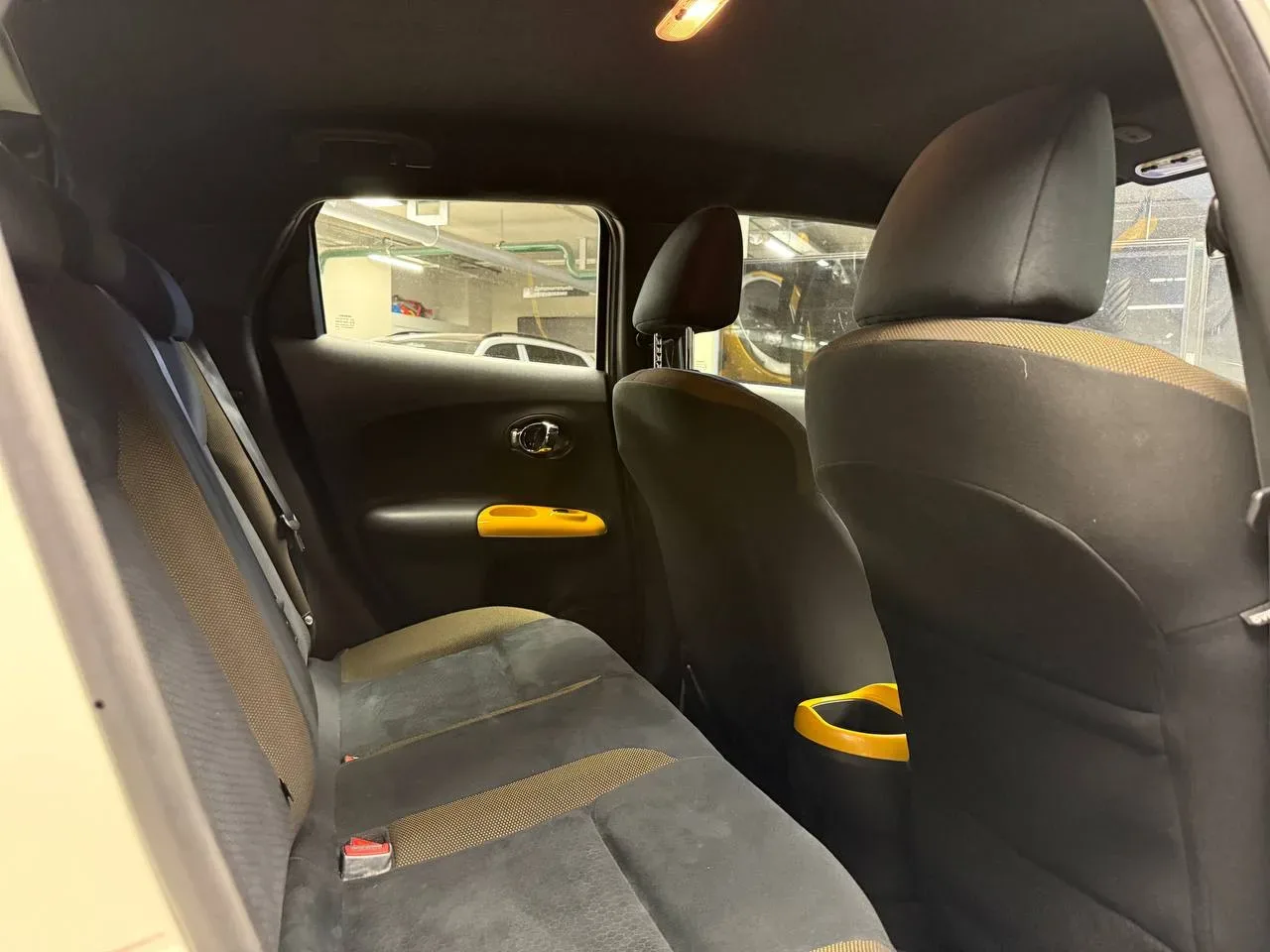 В продажу поступил авто с пробегом Nissan Juke рестайлинг, в комплектации SE+ Perso Yellow   2017 го