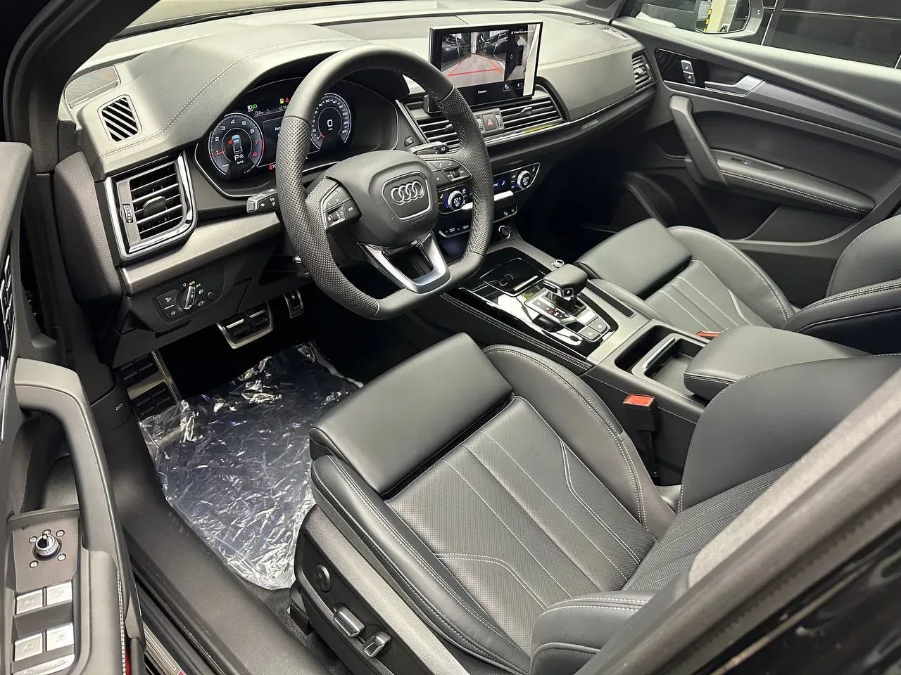 Audi Q5 ll Рестайлинг 45TFSI 🇩🇪 Год выпуска 2025 Комплектация S-Line Бензин 2.0 (245л.с) АТ 4WD   ✅🚙