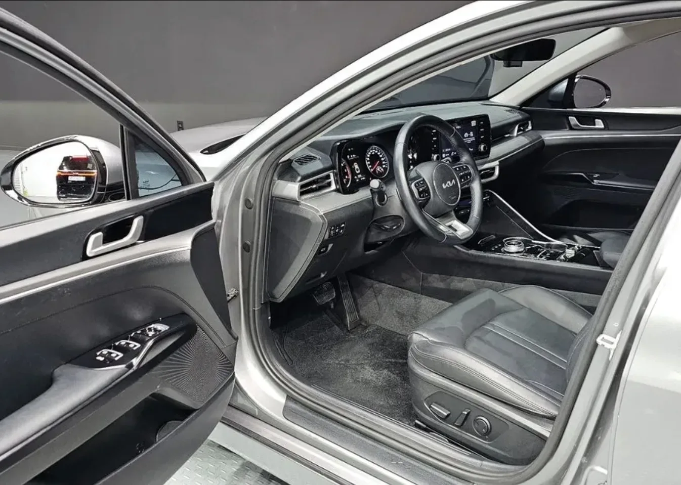 📹 🛠🔑 Drive_Emotions Автомобили из Кореи под заказ 🌟  🔥 Kia K5 2.0 Prestige 2022 г. Стильный серебрис