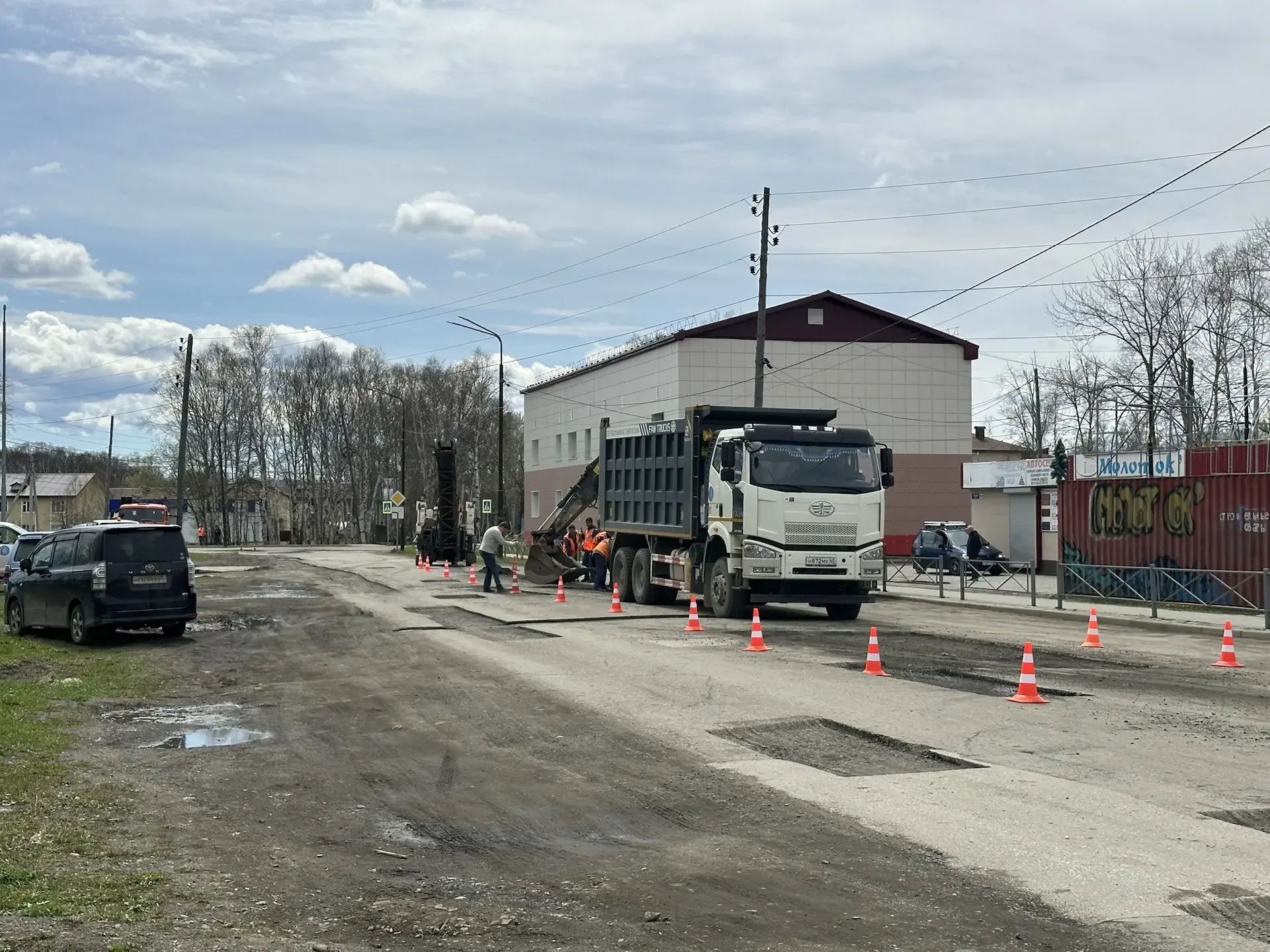 В Смирныховском районе начинается ямочный ремонт автомобильных дорог🛣️  В Смирныховском районе старт