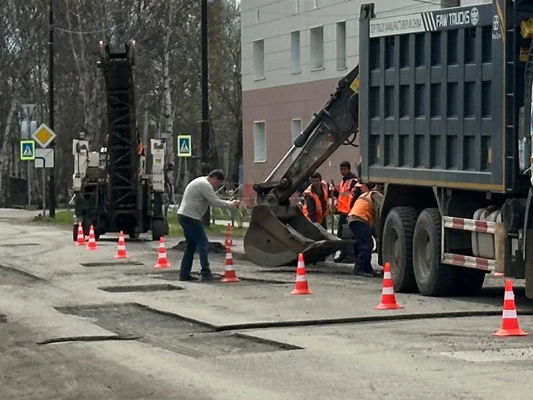 В Смирныховском районе начинается ямочный ремонт автомобильных дорог🛣️  В Смирныховском районе старт