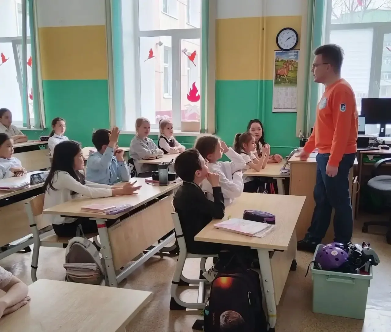Сегодня для обучающихся 2 «Д» класса прошло познавательное внеклассное занятие по правилам дорожного