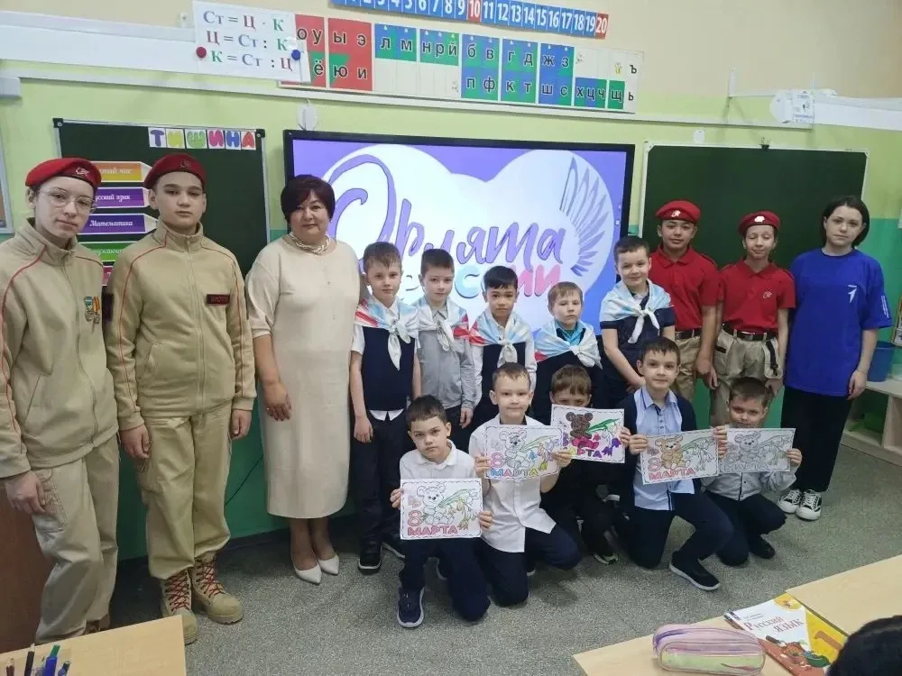 🚩Курсанты военно-спортивного патриотического клуба «Варяг» решили рассказать, как проходит день у на