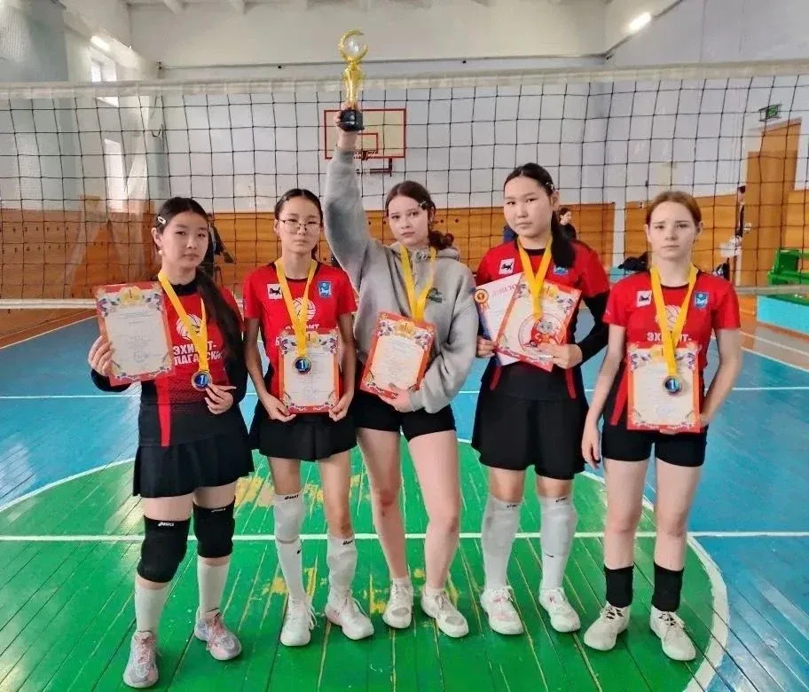 🏆 Гордость нашей школы! Блестящий результат в 5 туре районных соревнований!  16 мая в двух спортивны