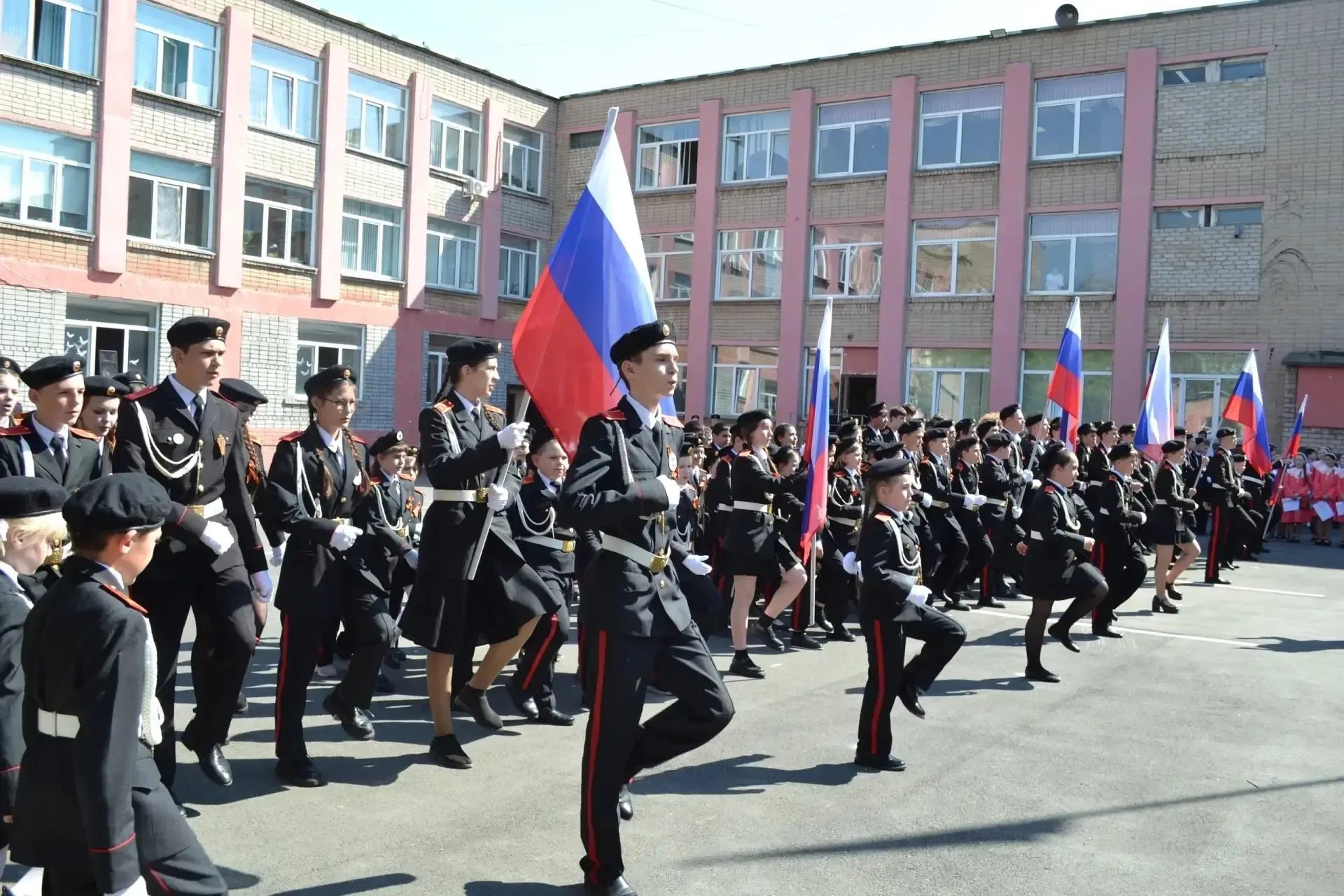 🎉 9 Мая — День Победы! 🕊  Завтра мы отмечаем один из самых важных и трогательных праздников в истори