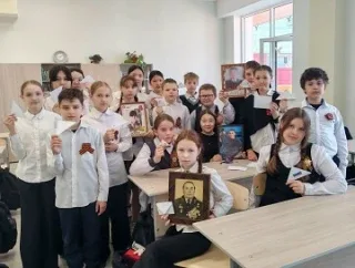 День Великой Победы в сердце нашей школы! 🇷🇺✨  Сегодня, 8 мая, в МБОУ СОШ №58 г. Иркутска прошли тро