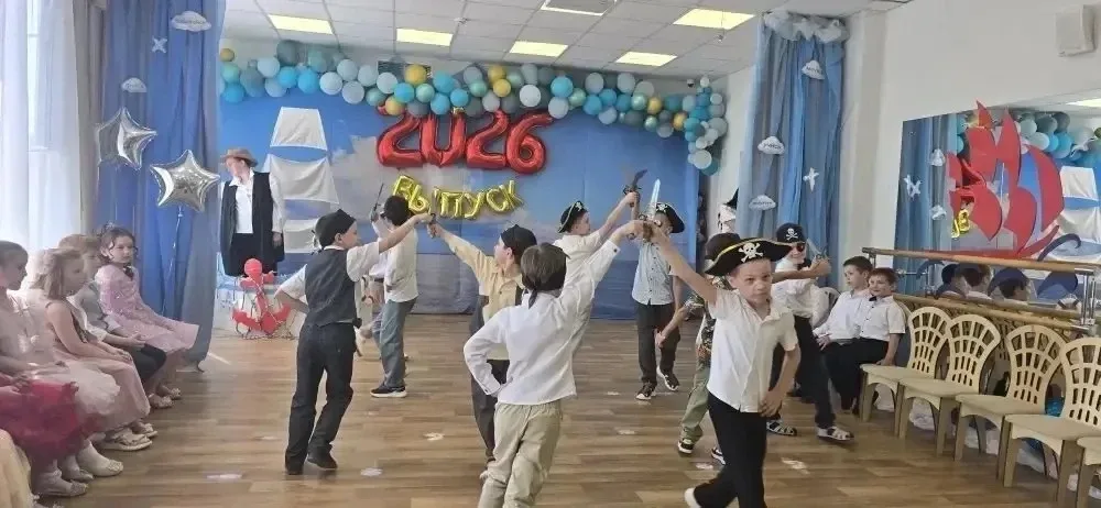 ✨ Волшебство «Алых парусов» в детском саду «Жирафик»🦒  Сегодня наши выпускники подготовительной груп