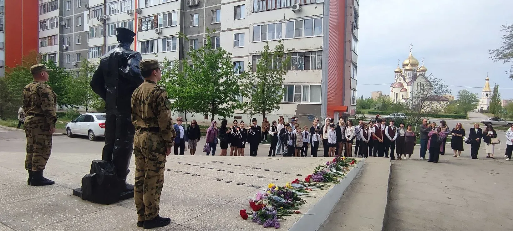 Сегодня наша школа приняла участие в памятно-мемориальном мероприятии, посвящённом 81 годовщине Побе